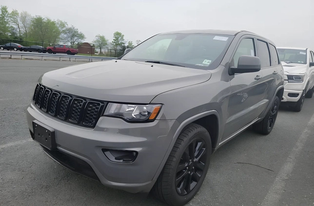 Jeep Grand Cherokee cena 56800 przebieg: 69324, rok produkcji 2019 z Radziejów małe 46